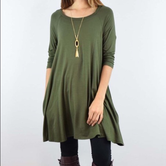 eloges Tops - Demand attention! Eloges army green xl tunic. EUC